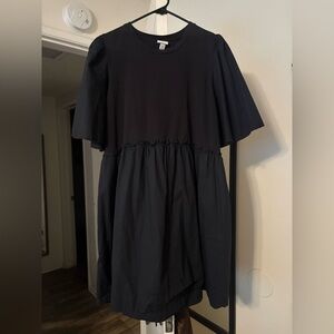 Black Short Sleeve Dress - XL